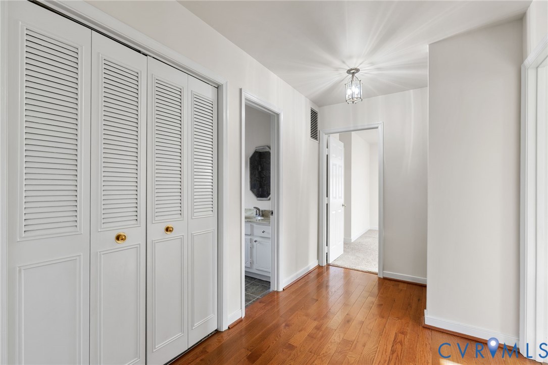 12924 Glengate Road Midlothian, VA 23114 - Photo 27 of 34 Large Landing & Hallway on Second Floor