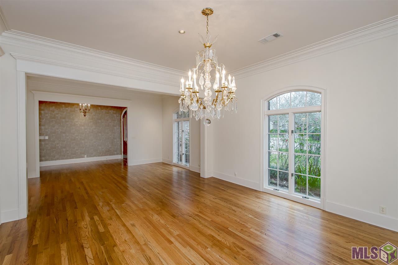 858 Myrtle View Drive Baton Rouge, LA 70810 - Photo 8 of 23 View from formal dining towards foyer