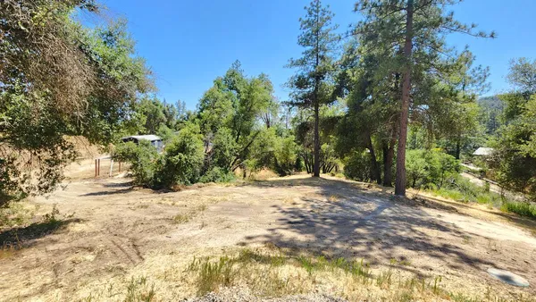 $349,999 | 55062 Oak Crest Court, Wishon, CA 93669