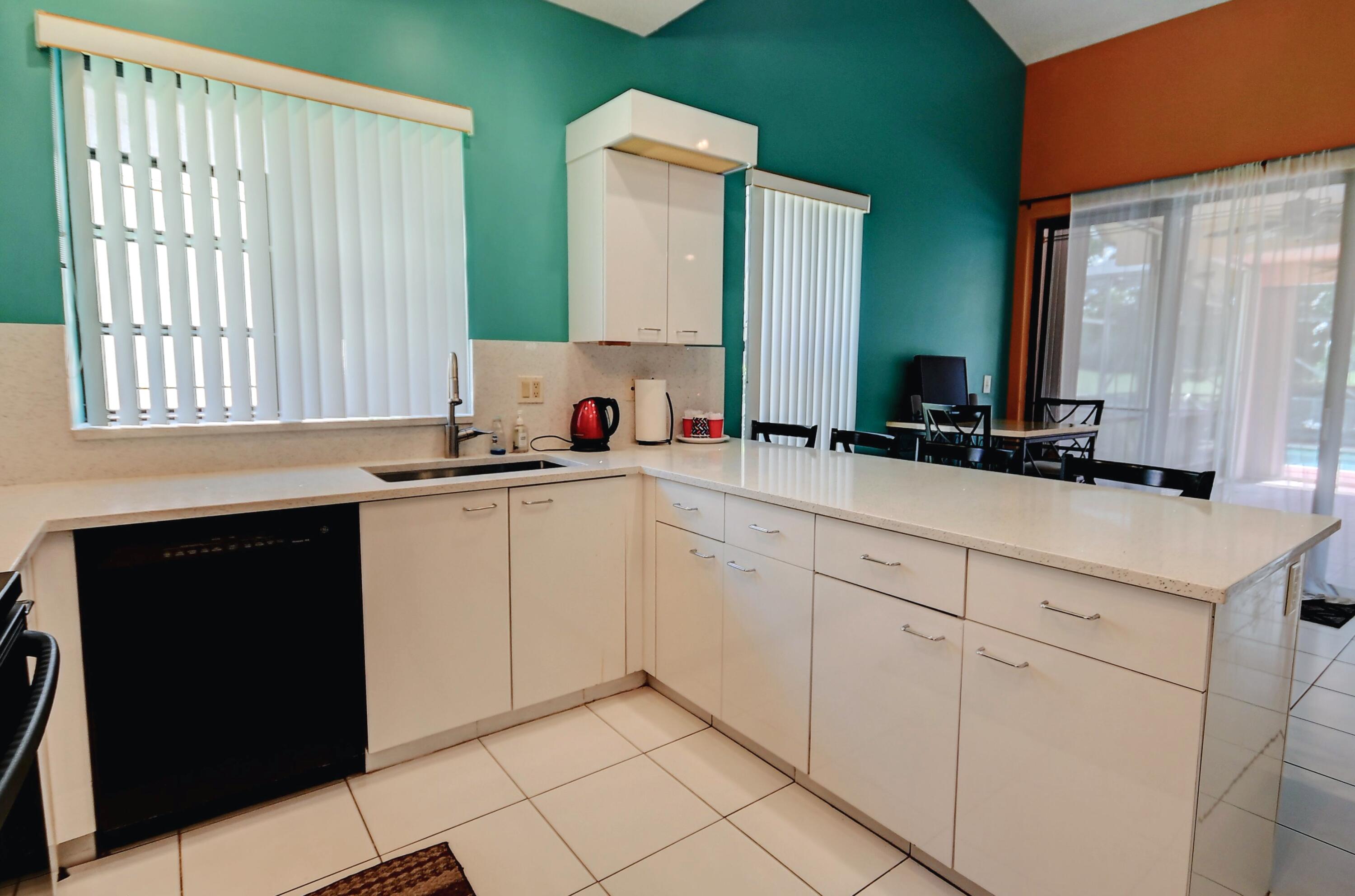 19356 Cherry Hills Terrace Boca Raton, FL 33498 - Photo 3 of 22 DSC_4034_5_6a