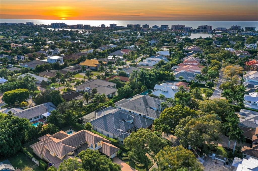 750 Riviera Drive Naples, FL 34103 - Photo 4 of 30 Gallery Image 4