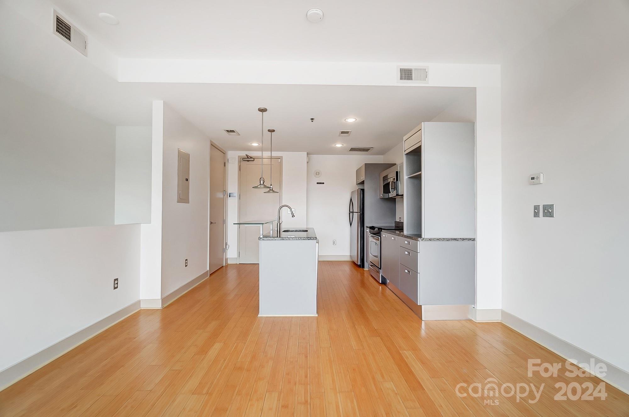 1133 Metropolitan Avenue, Unit 604 Charlotte, NC 28204 - Photo 22 of 39