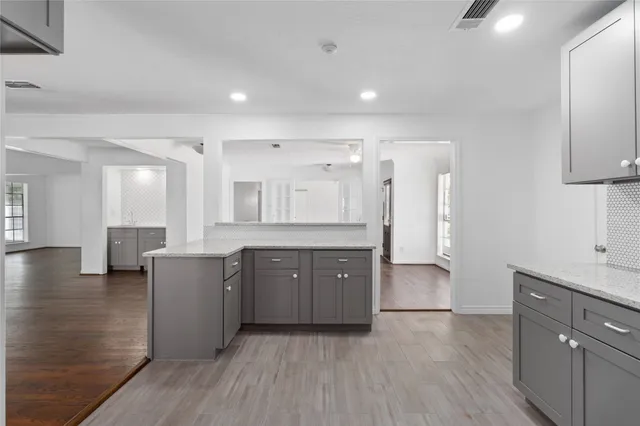 $3,000 | 500 Shirleen Drive, Pasadena, TX 77586