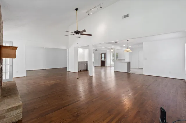 $3,000 | 500 Shirleen Drive, Pasadena, TX 77586