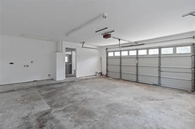 $3,000 | 500 Shirleen Drive, Pasadena, TX 77586