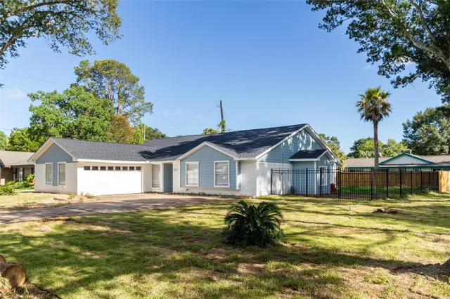 $3,000 | 500 Shirleen Drive, Pasadena, TX 77586