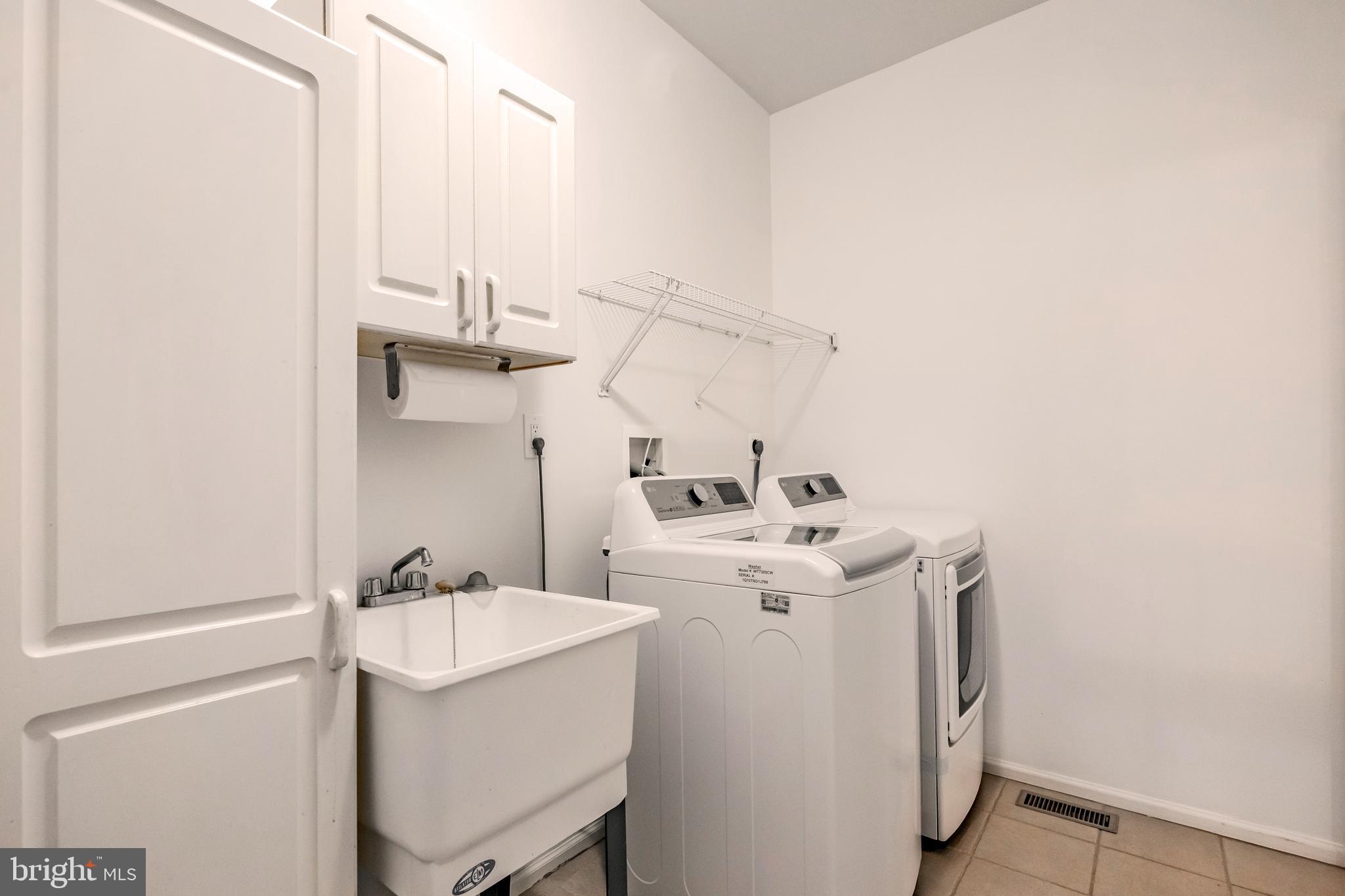 1439 Quaker Ridge, Unit 1439 West Chester, PA 19380 - Photo 38 of 46