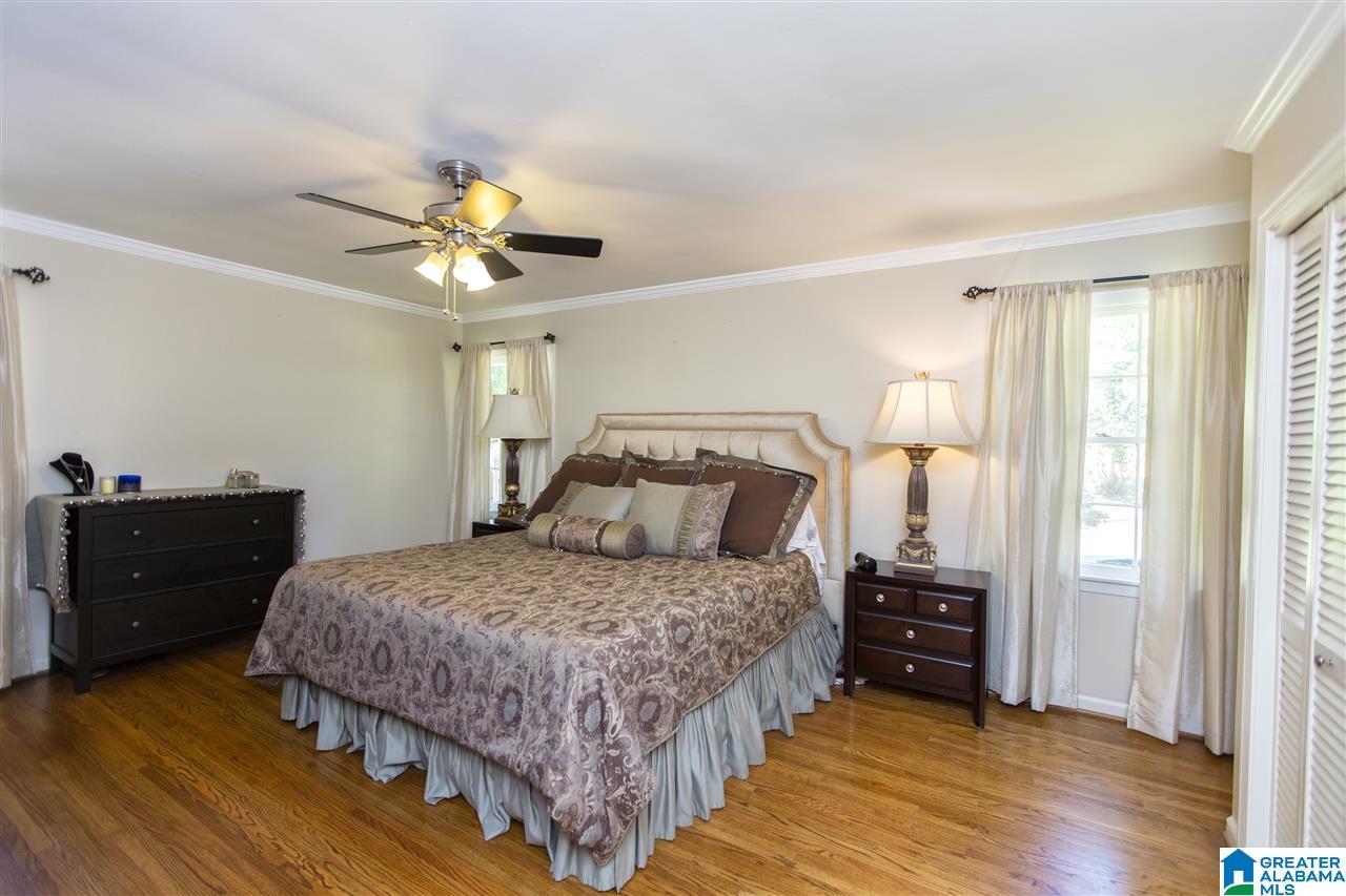 3612 Spring Valley Road, Unit 17 Mountain Brook, AL 35223 - Photo 8 of 35