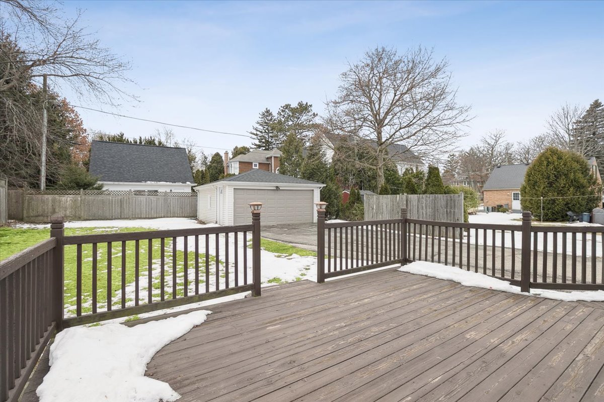 689 East Illinois Road Lake Forest, IL 60045 - Photo 18 of 18 a view of a wooden roof deck