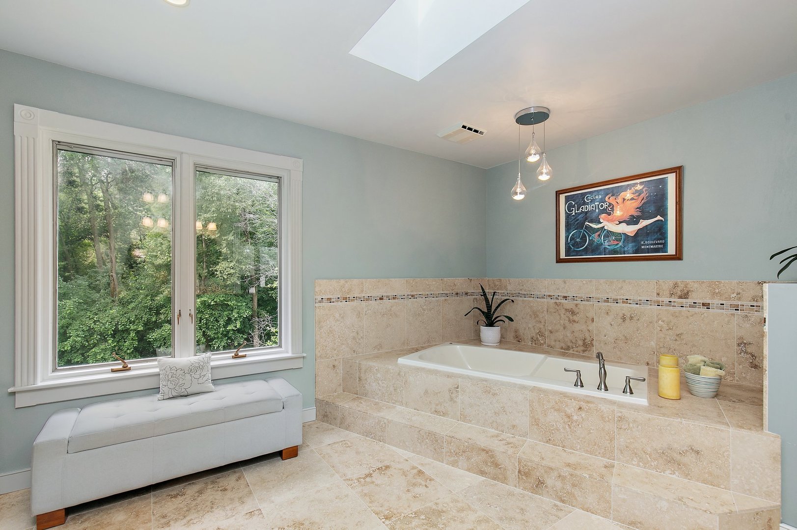 606 Old Hunt Road Fox River Grove, IL 60021 - Photo 23 of 35 a bathroom with a bathtub and a shower