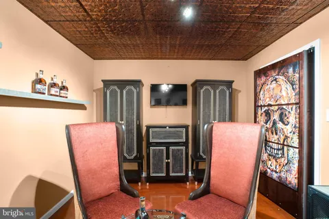 $699,900 | 21877 Boonsboro Mountain Road, Boonsboro, MD 21713