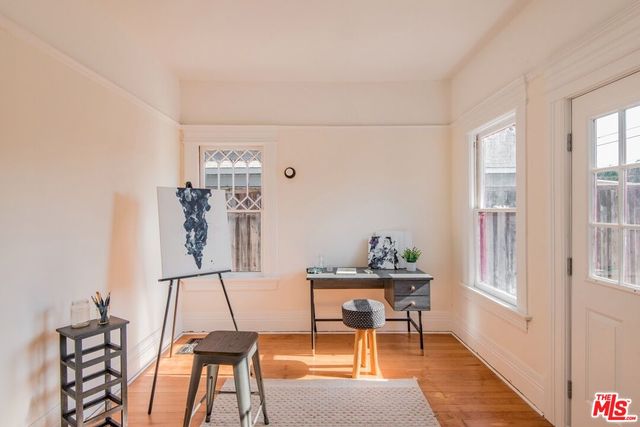 $1,469,000 | 2057 South Oxford Avenue, Los Angeles, CA 90018