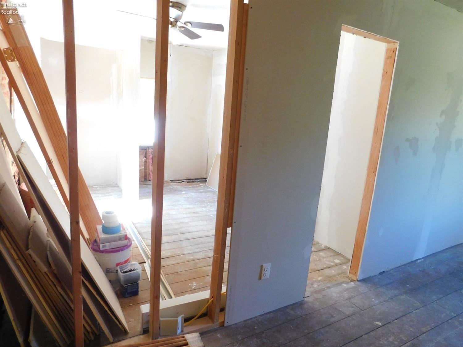 991 State Rte 61 Willard, OH 44890 - Photo 29 of 32 Gallery Image 29