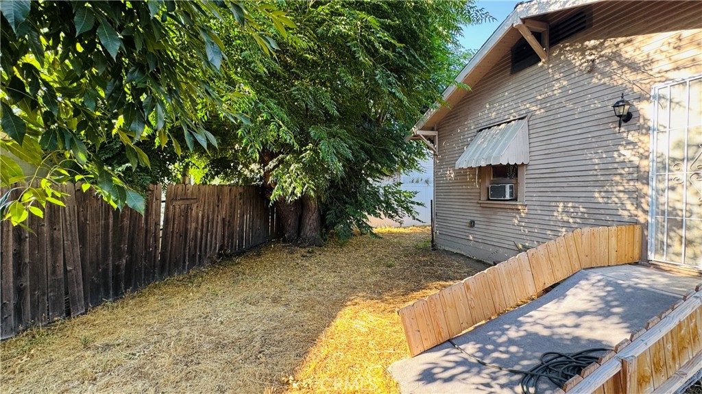 513 Hill Drive Glendale, CA 91206 - Photo 4 of 6