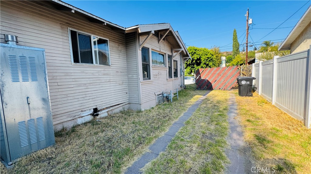 513 Hill Drive Glendale, CA 91206 - Photo 6 of 6