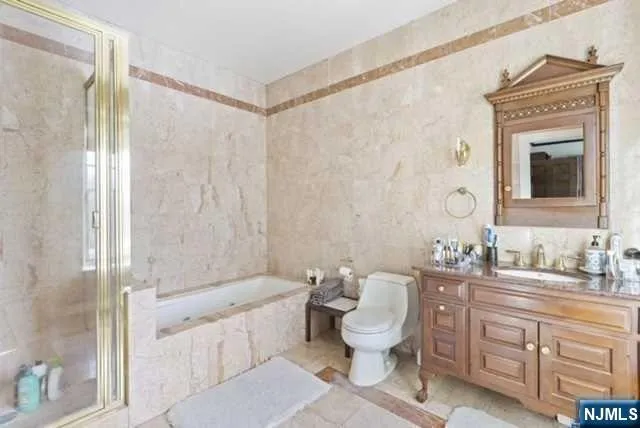 $22,500 | 394 East Palisade Avenue, Englewood, NJ 07631