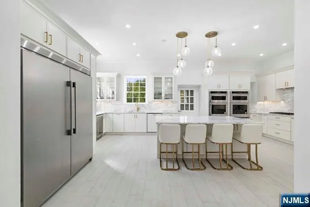 $22,500 | 394 East Palisade Avenue, Englewood, NJ 07631