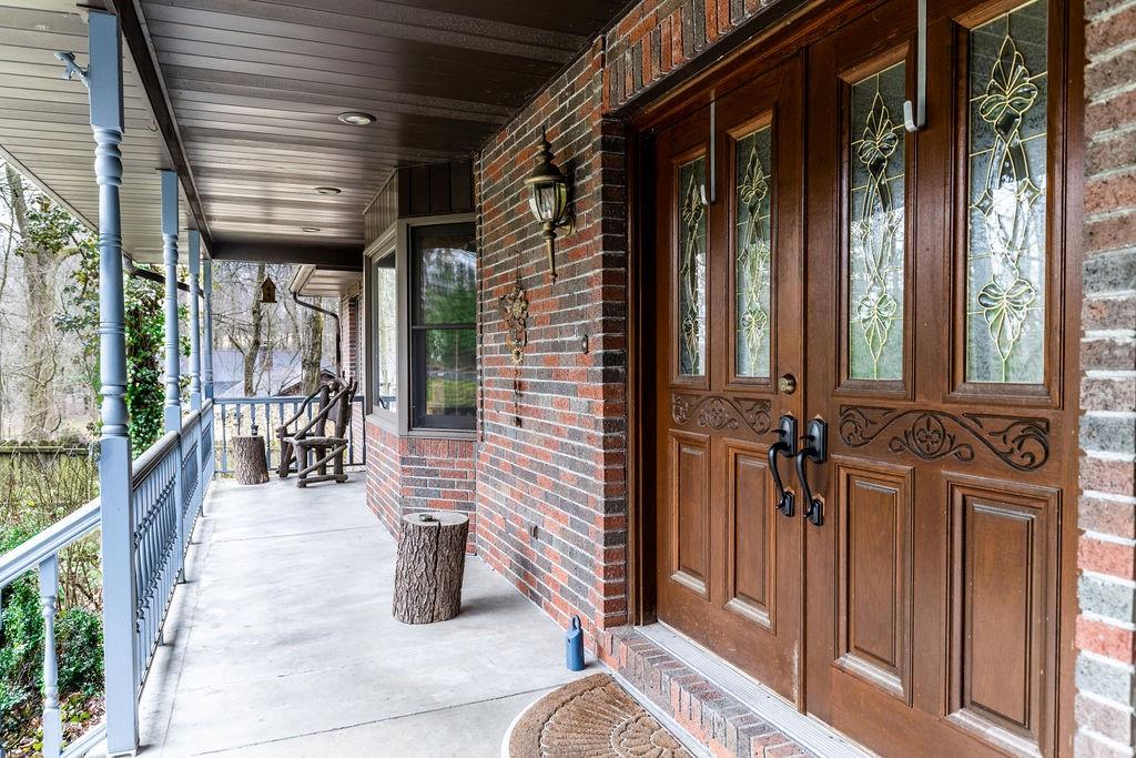 136 Dehaven Road Beaver Falls, PA 15010 - Photo 3 of 25 a view of entryway