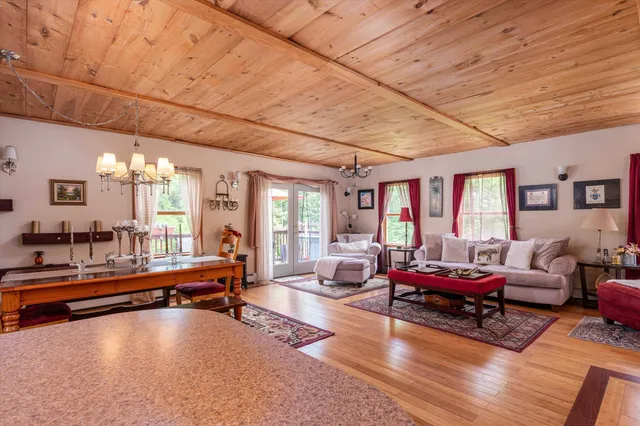 $594,000 | 1057 Quarry Road, Chester, VT 05143