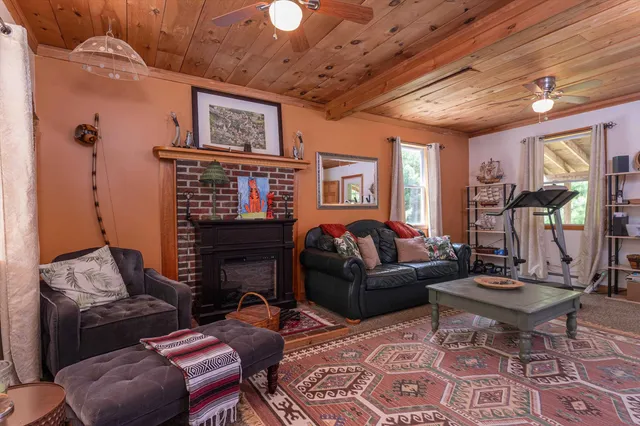 $594,000 | 1057 Quarry Road, Chester, VT 05143