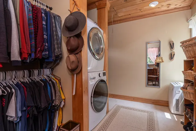 $594,000 | 1057 Quarry Road, Chester, VT 05143