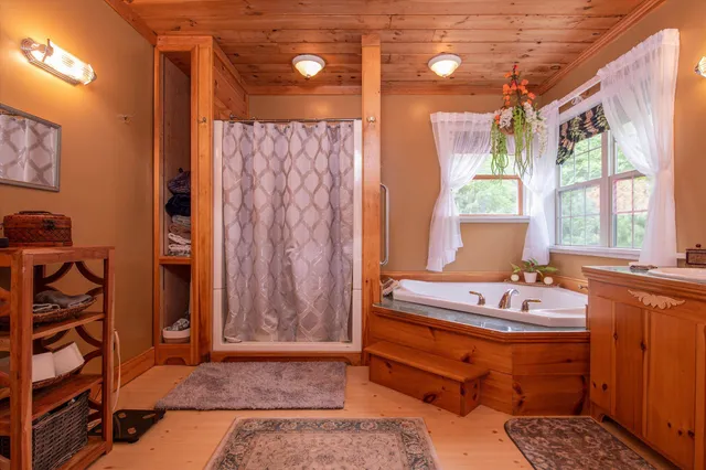 $594,000 | 1057 Quarry Road, Chester, VT 05143