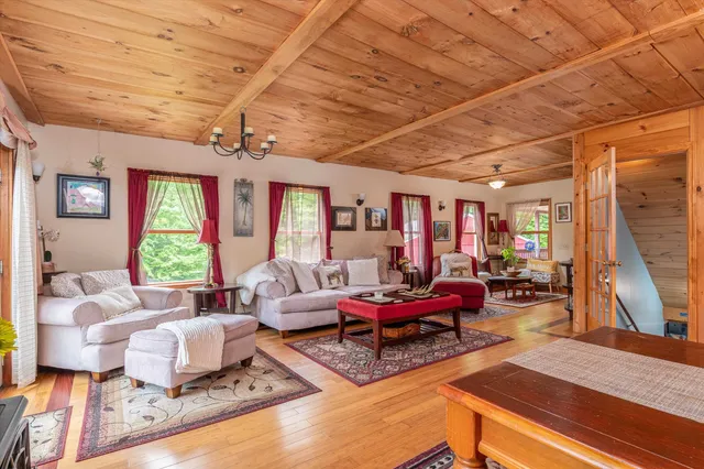 $594,000 | 1057 Quarry Road, Chester, VT 05143