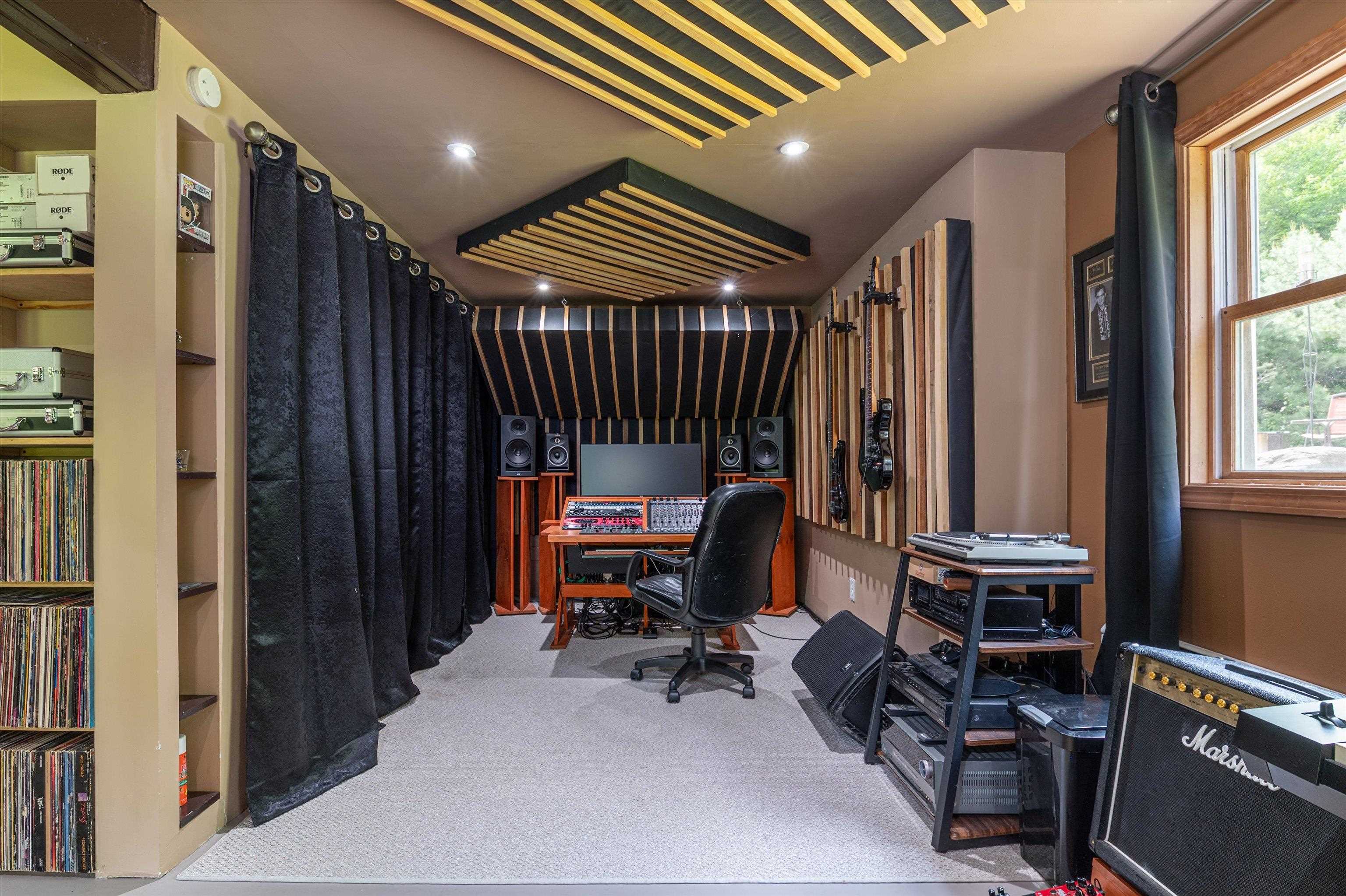 1057 Quarry Road Chester, VT 05143 - Photo 40 of 56