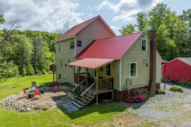 $594,000 | 1057 Quarry Road, Chester, VT 05143