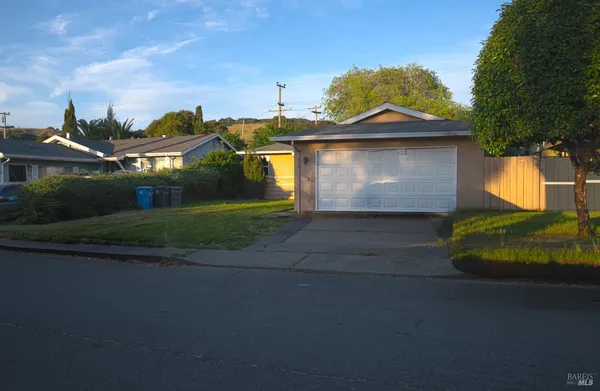 $459,000 | 324 Amelia Street, Vallejo, CA 94589