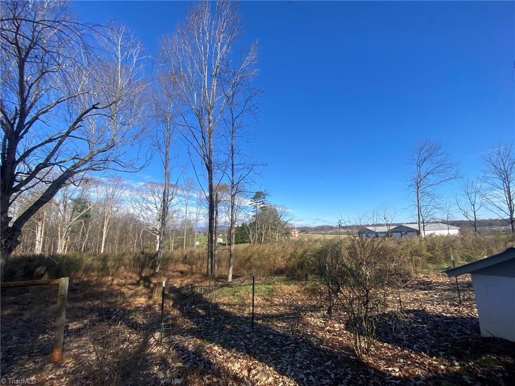 6113 White Plains Road Roaring River, NC 28669 - Photo 36 of 38