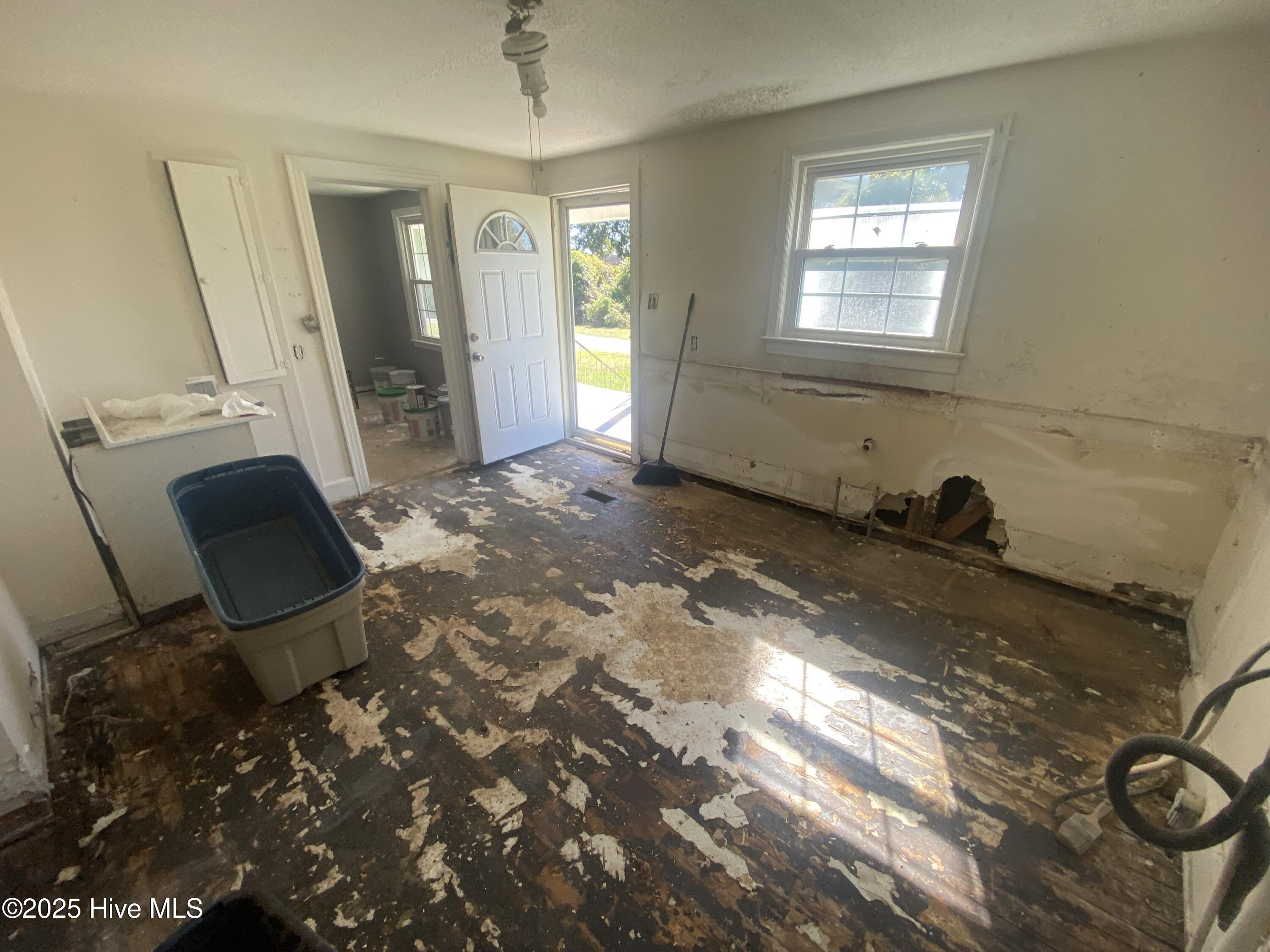 2511 Register Drive Kinston, NC 28504 - Photo 14 of 19 IMG_7977