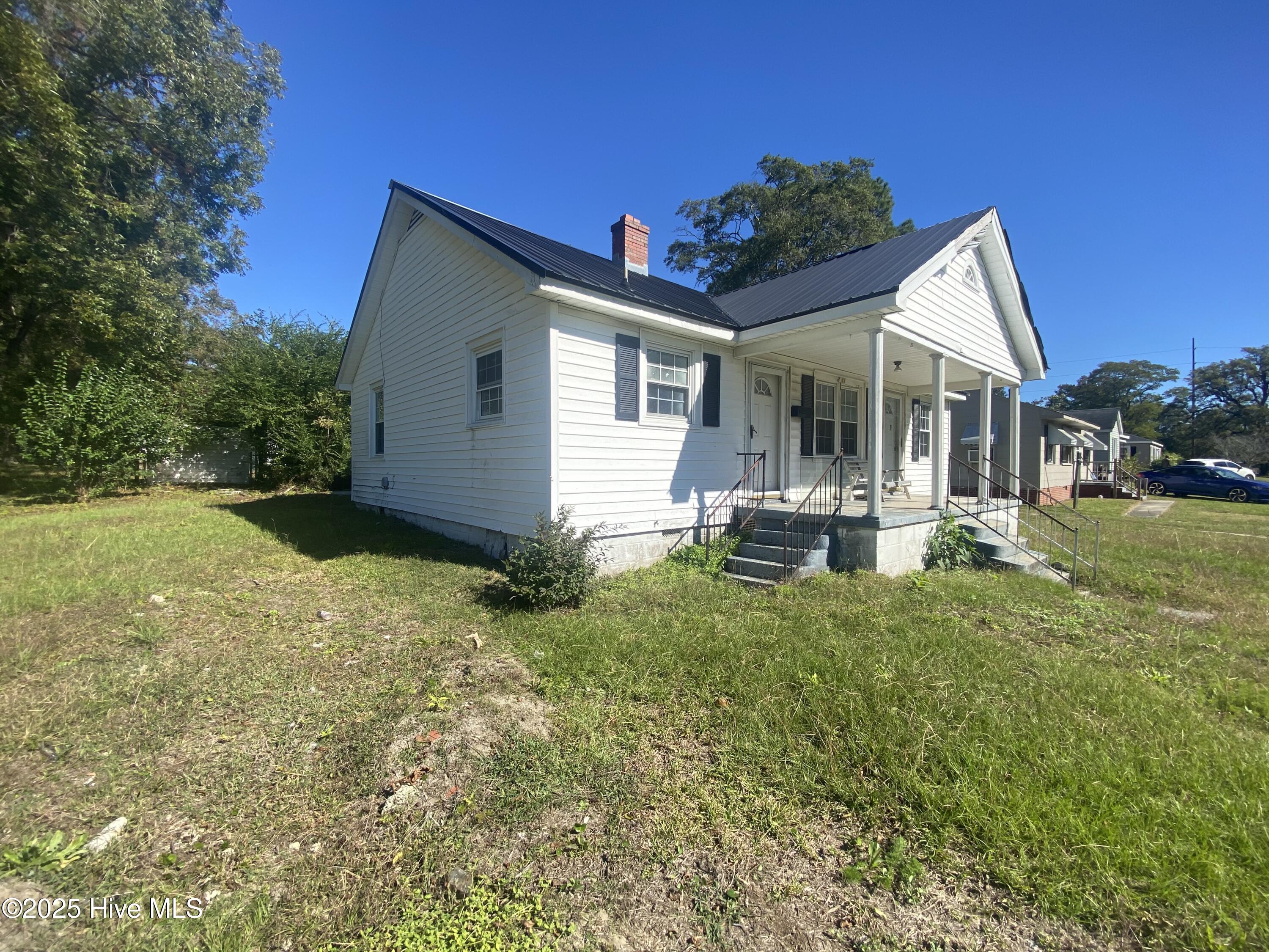 2511 Register Drive Kinston, NC 28504 - Photo 2 of 19 IMG_7983