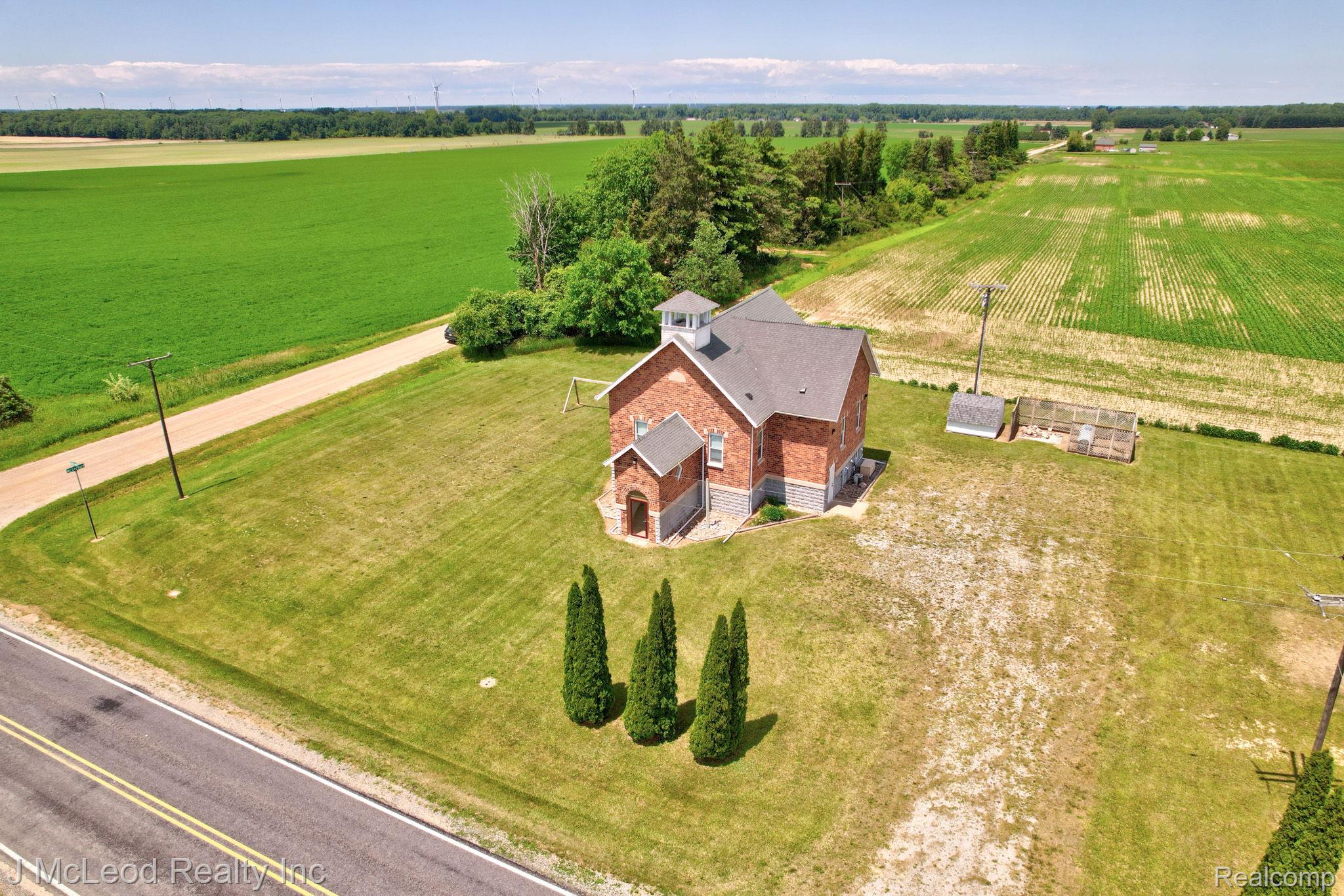 2515 East Akron Road Caro, MI 48723 - Photo 51 of 54 52-web-or-mls-2515 E Akron Rd-11.jpg