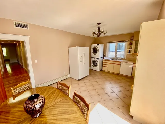 $4,800 | 208 Rawson Road, Unit 3, Brookline, MA 02445