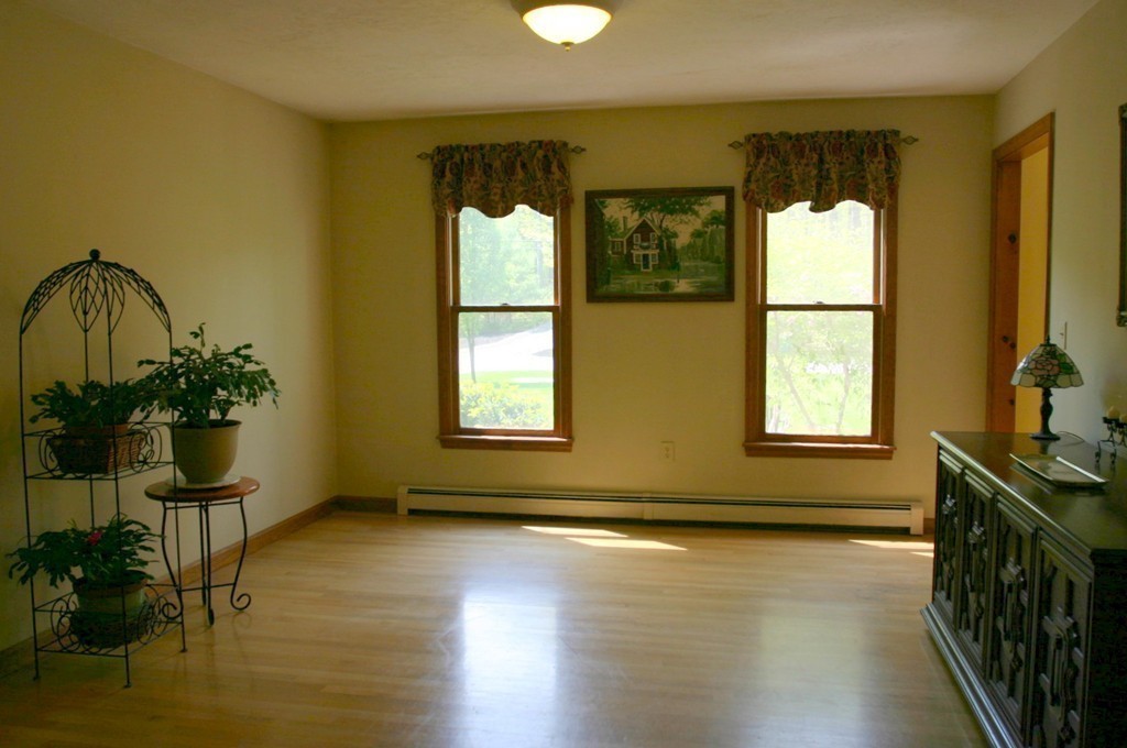 79 Robbs Hill Road Lunenburg, MA 01462 - Photo 13 of 30 Gallery Image 13