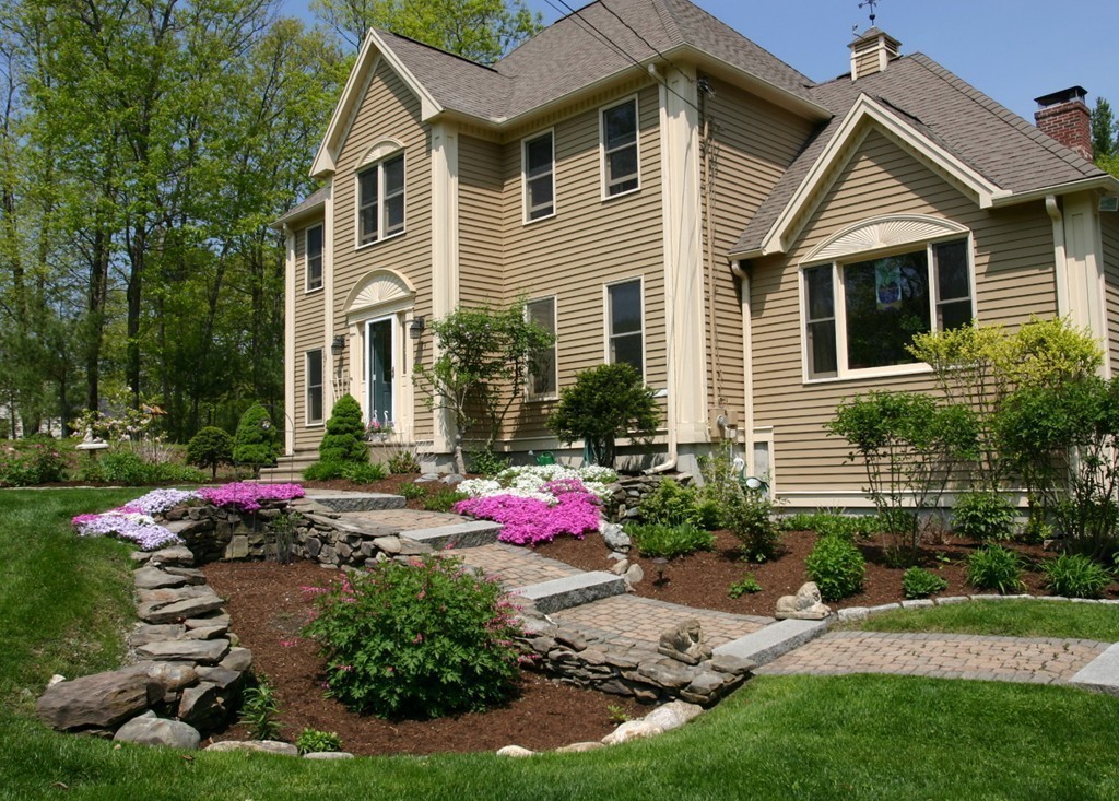 79 Robbs Hill Road Lunenburg, MA 01462 - Photo 3 of 30 Gallery Image 3