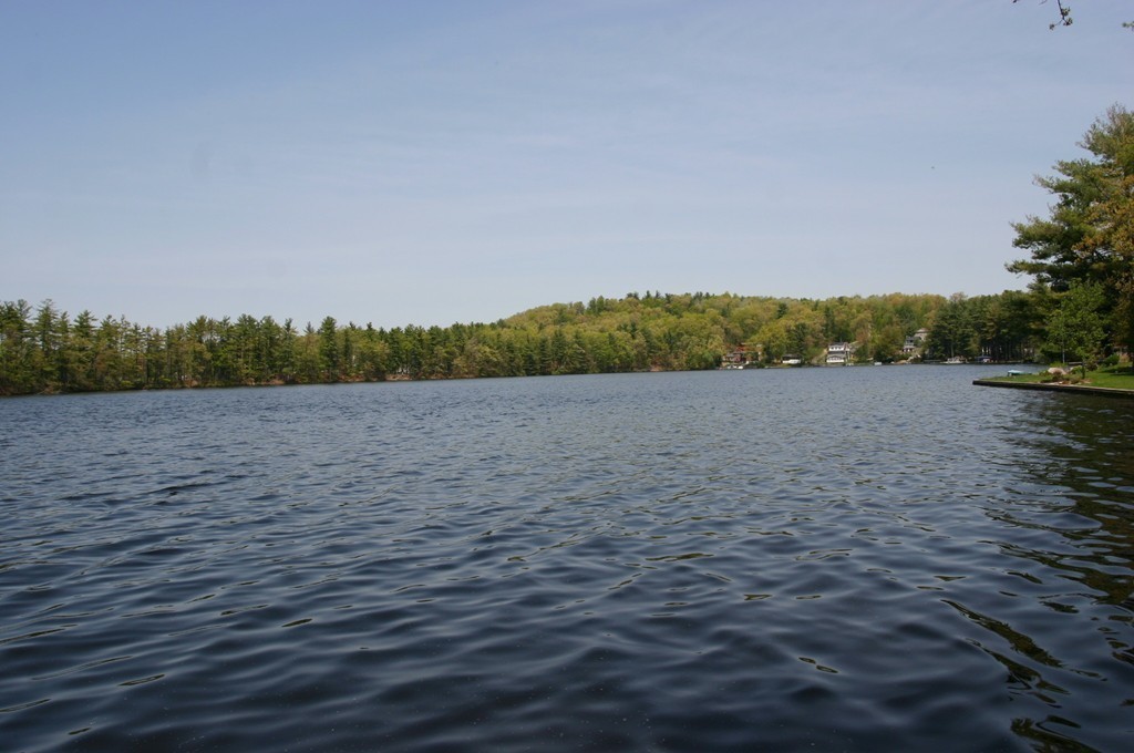 79 Robbs Hill Road Lunenburg, MA 01462 - Photo 4 of 30 Gallery Image 4