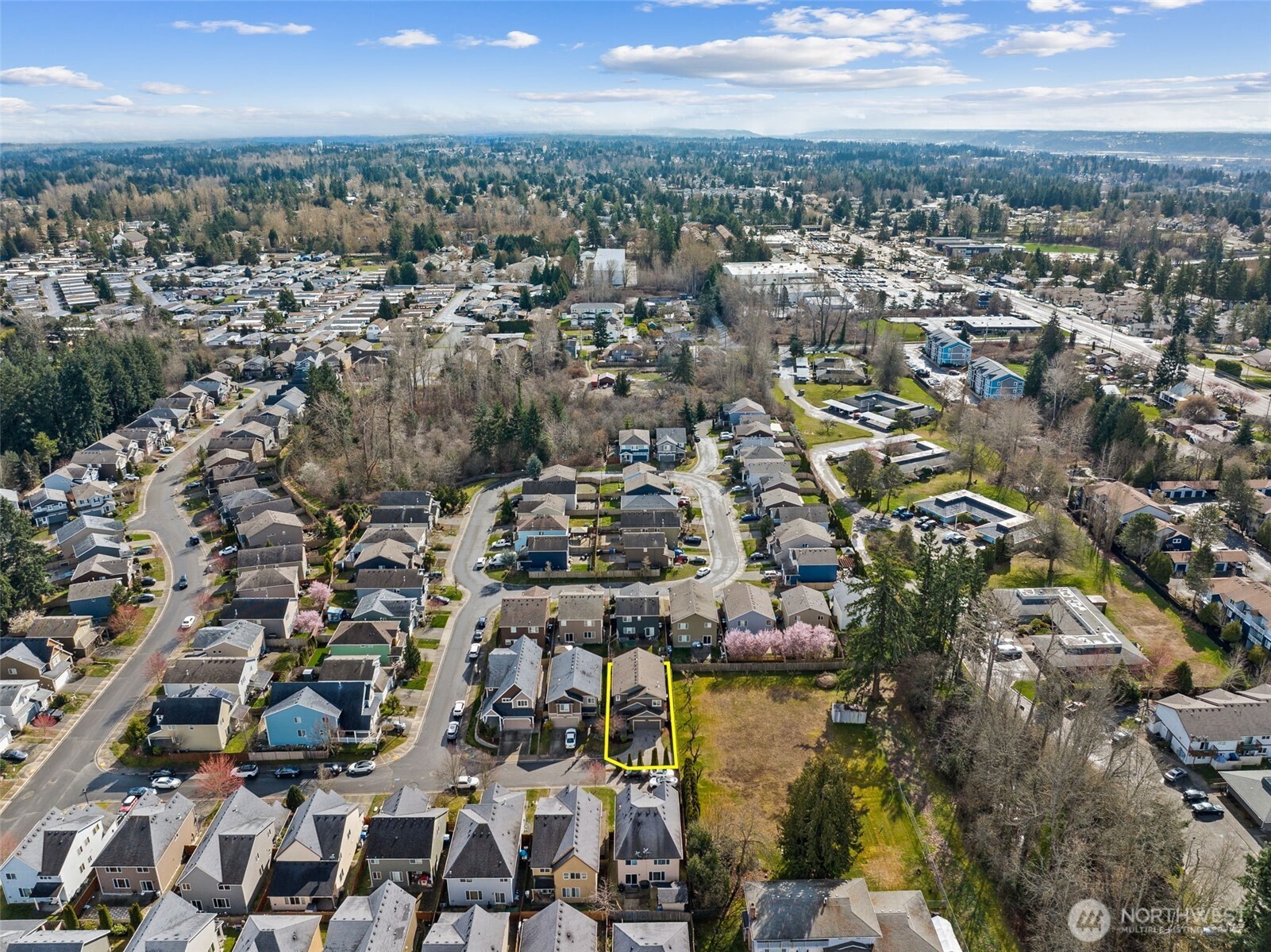 11033 Southeast 201st Street Kent, WA 98031 - Photo 30 of 32