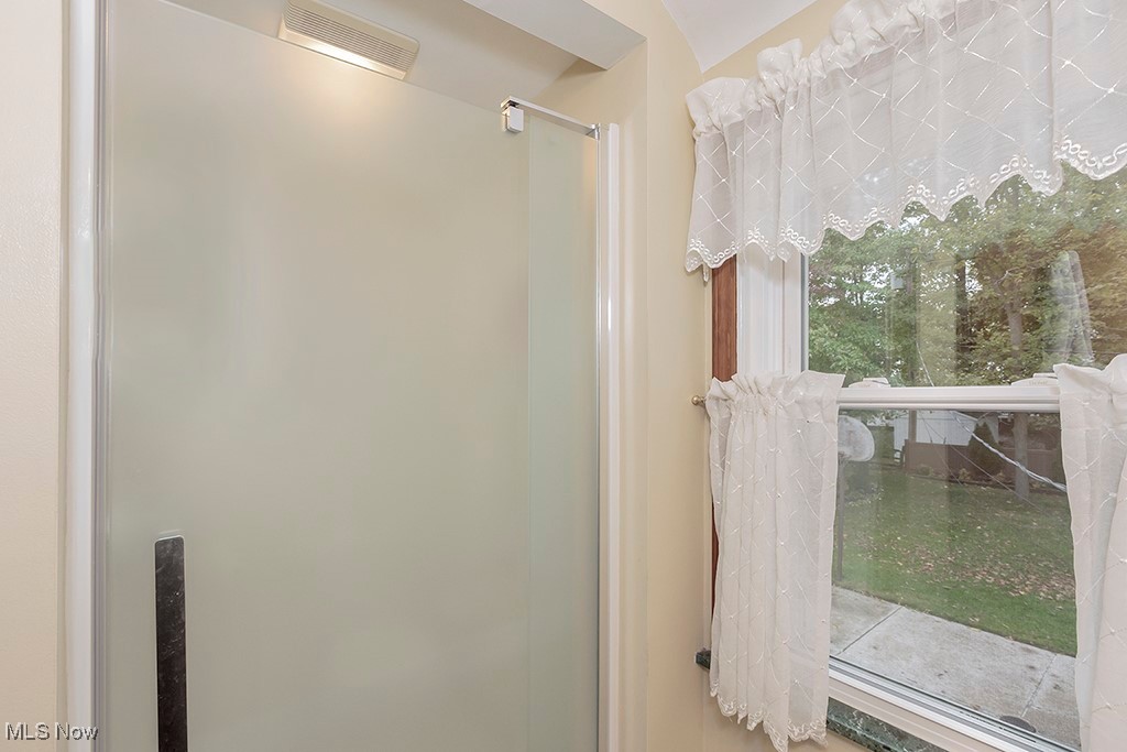 1116 Croyden Road Lyndhurst, OH 44124 - Photo 28 of 50 Gallery Image 28