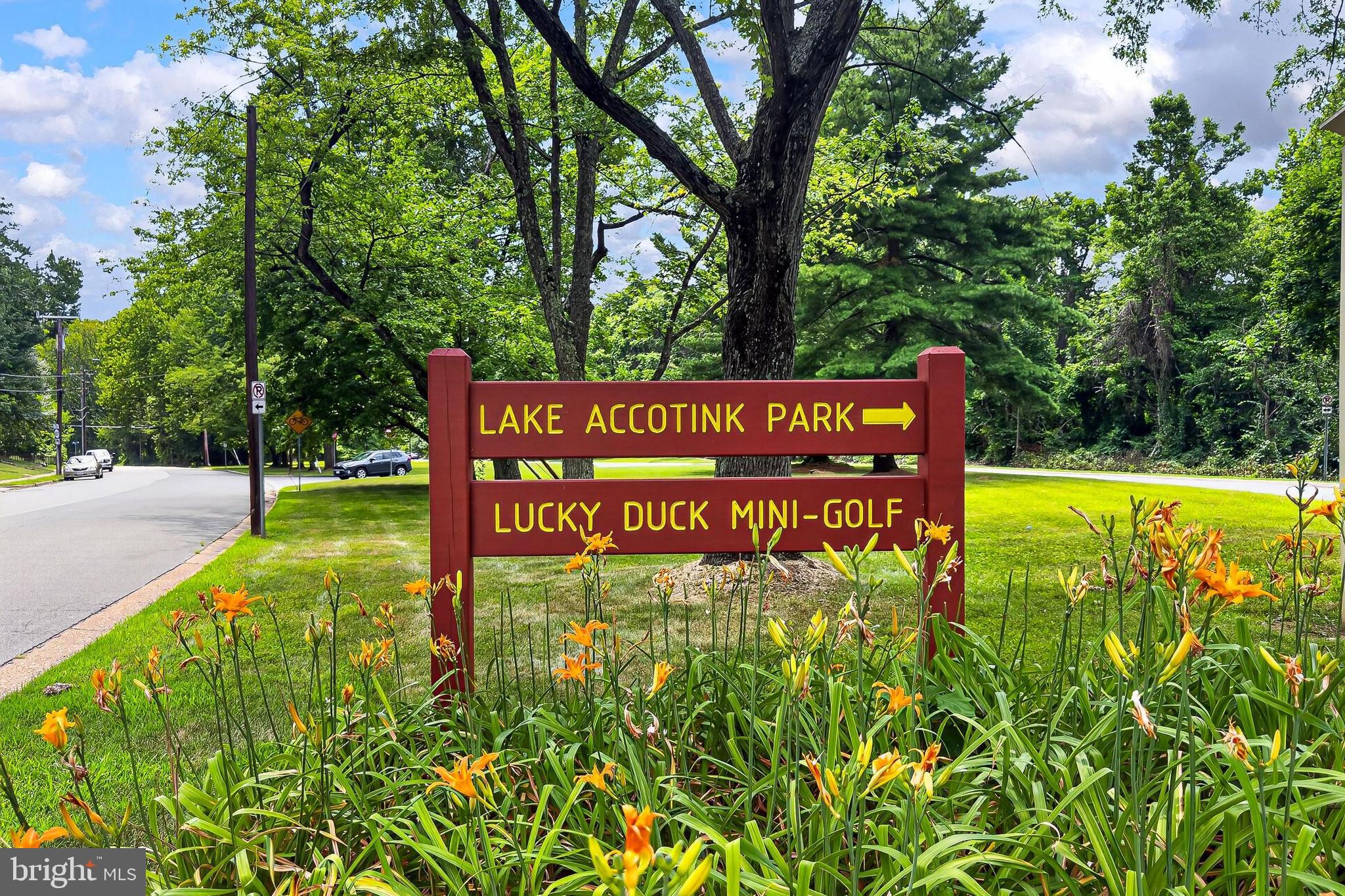 7604 Boulder Street Springfield, VA 22151 - Photo 21 of 39 a view of a sign board with garden