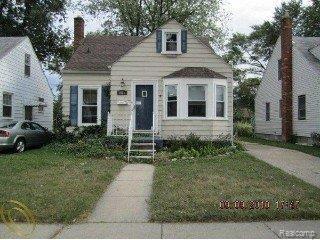 2421 Harvard Road Berkley, MI 48072 - Photo 1 of 8 front