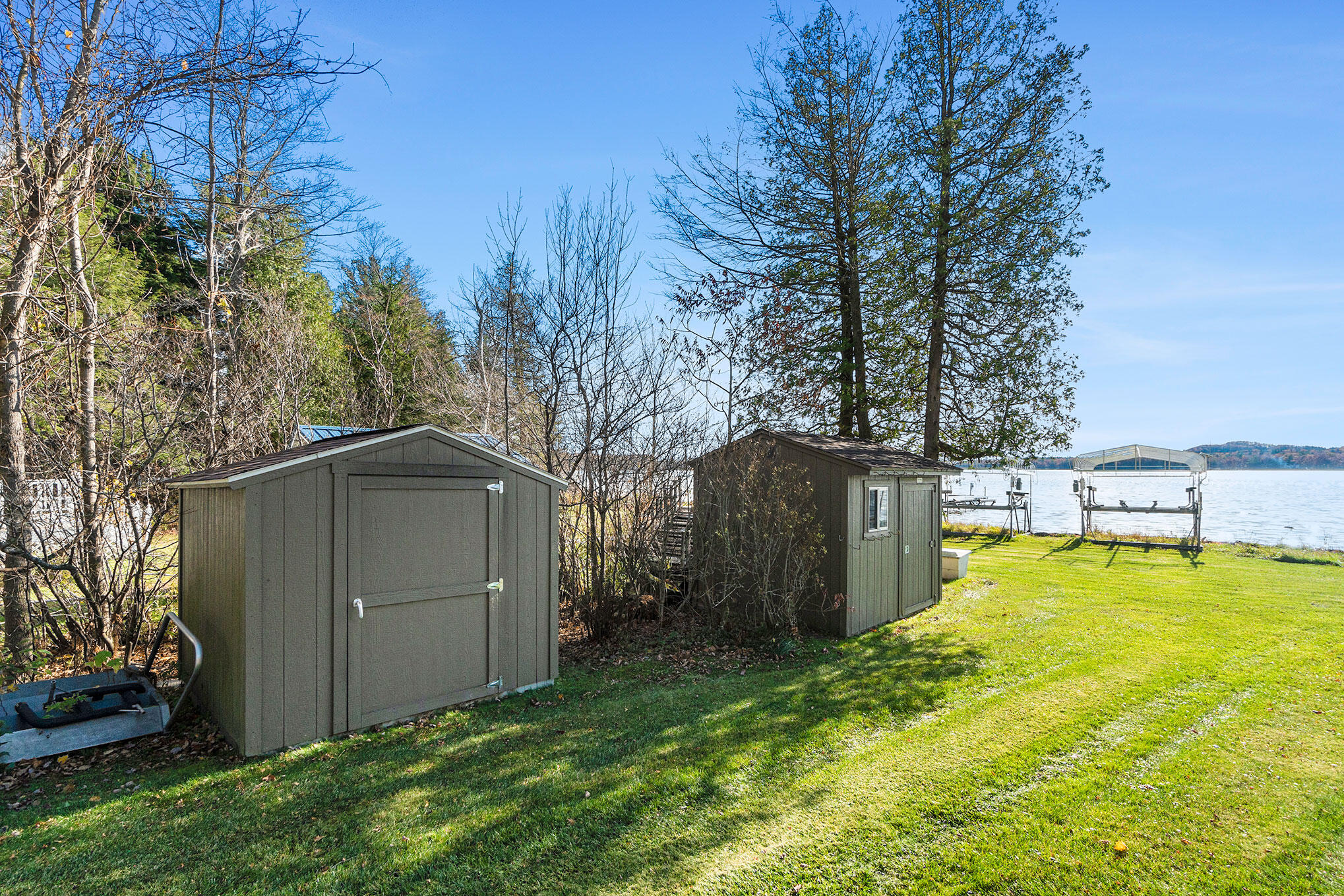6411 Shields Road Pentwater, MI 49449 - Photo 13 of 59 DSC05604