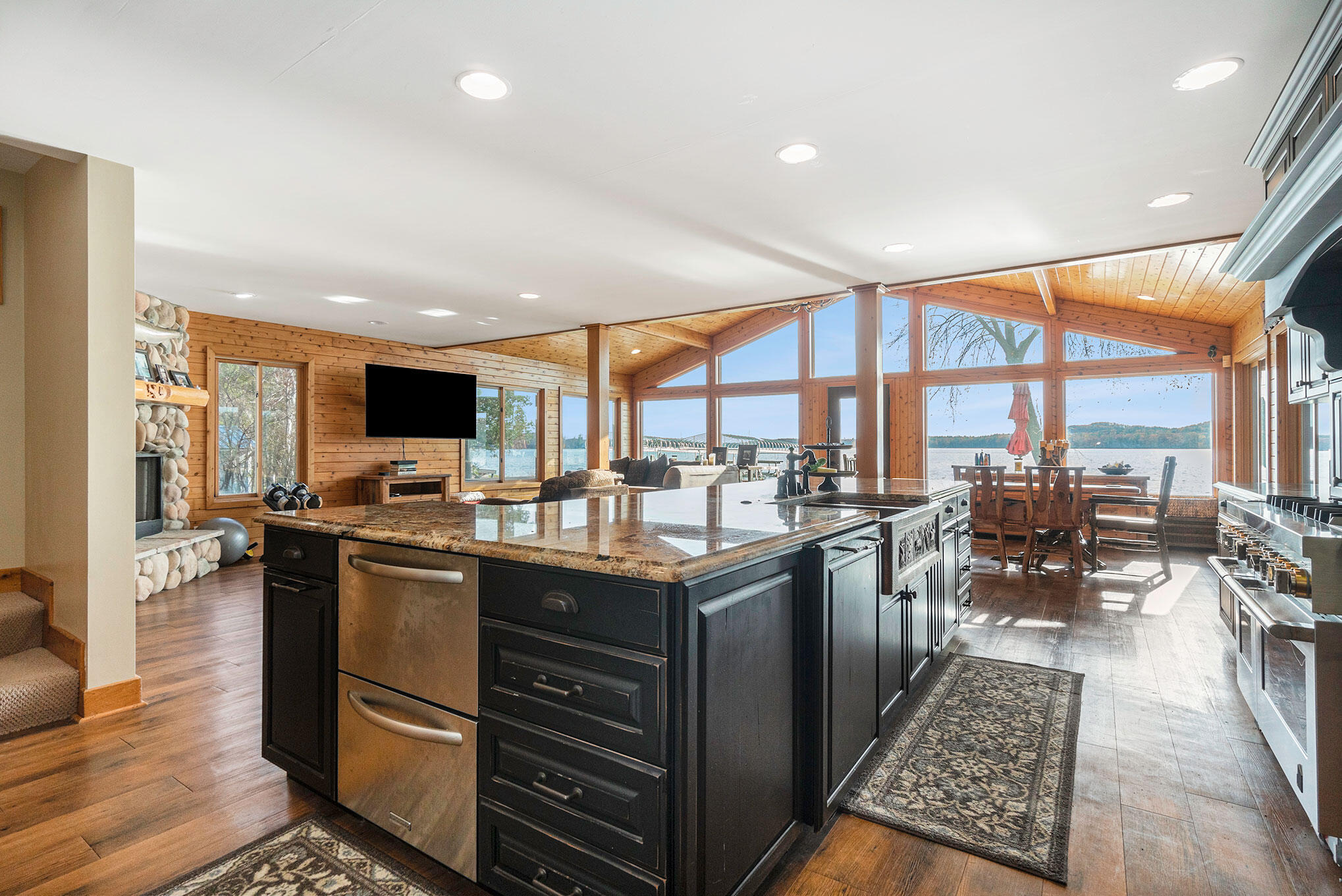 6411 Shields Road Pentwater, MI 49449 - Photo 32 of 59 DSC05642