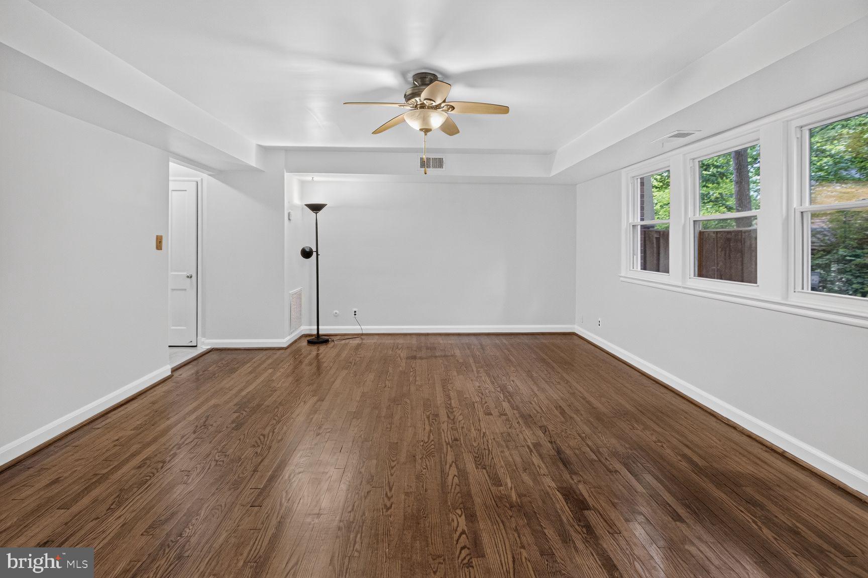 8640 Geren Road, Unit 143 Silver Spring, MD 20901 - Photo 6 of 27