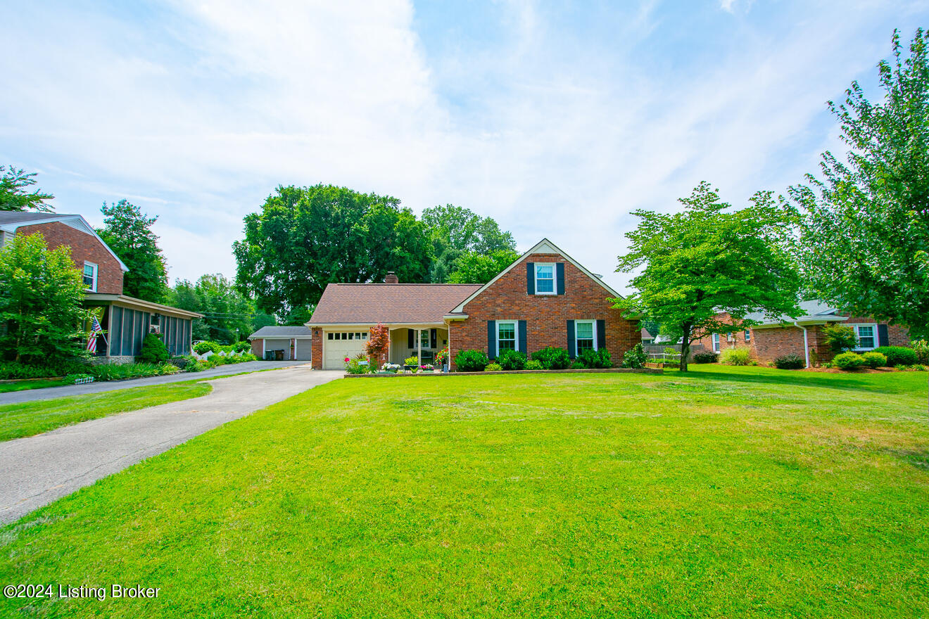 8610 Whipps Bend Road Louisville, KY 40222 - Photo 7 of 73 WhippsBend-7