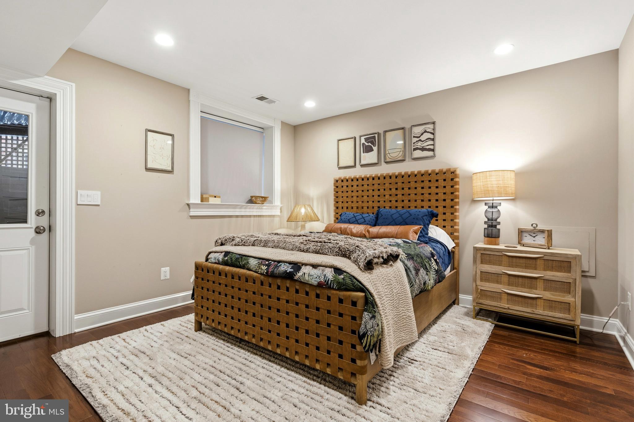 2121 R Street Northwest Washington, DC 20008 - Photo 43 of 47