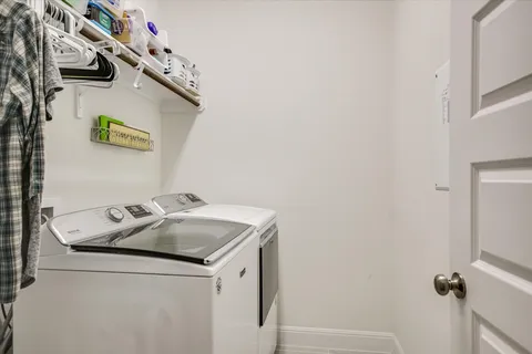 $659,970 | 508 Peakside Circle, Dripping Springs, TX 78620