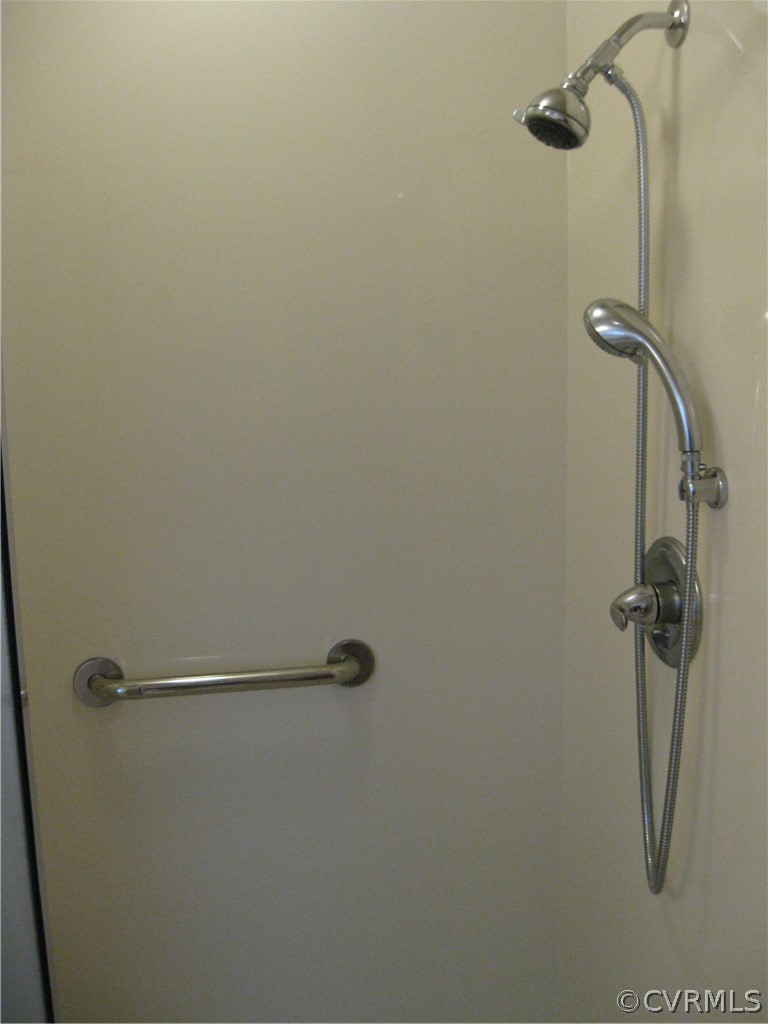 16066 Beaver Dam Road Montpelier, VA 23192 - Photo 27 of 32 Primary Shower