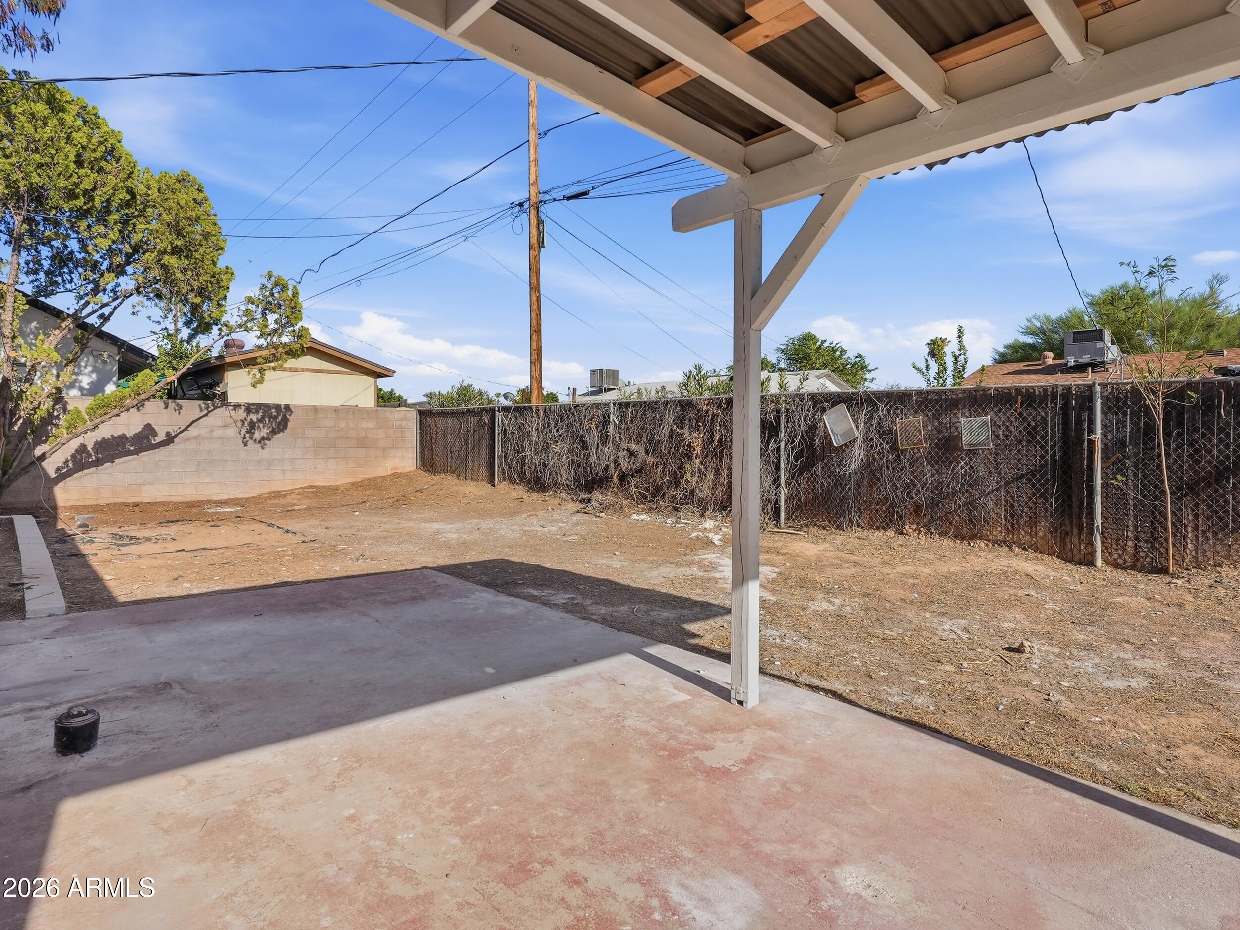 3327 West Charter Oak Road Phoenix, AZ 85029 - Photo 19 of 22